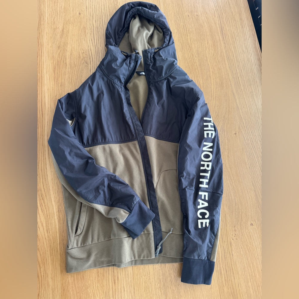 Men’s The North Face Brown and Black Fleece Jacket